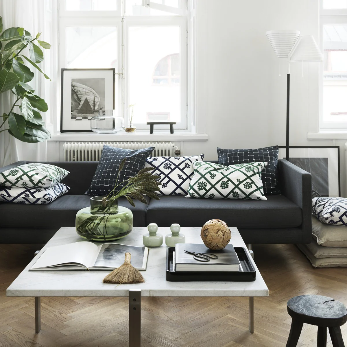 Marimekko Urna Green Vase - Image 4