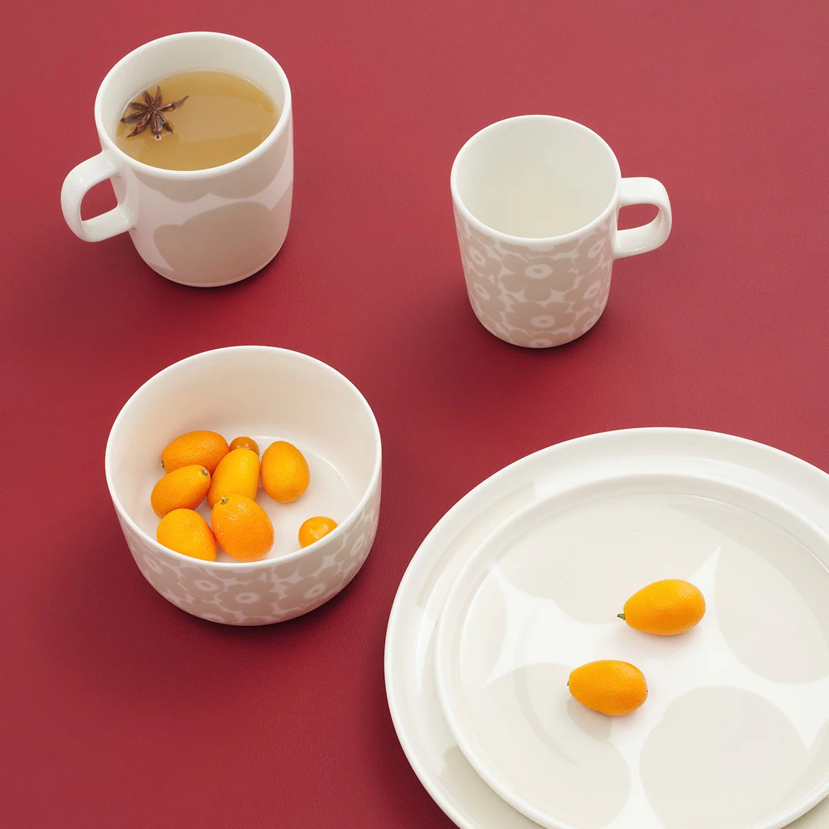 Marimekko Iso Unikko Sand / White Large Mug - Image 2