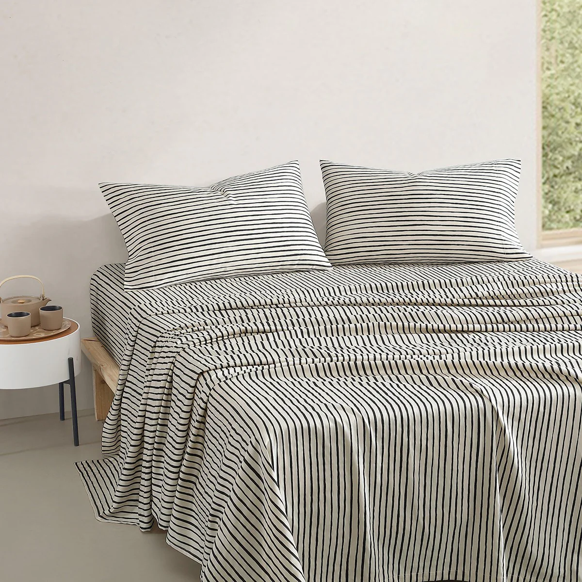 Marimekko Piccolo Off White / Charcoal Queen Sheet Set - Image 3