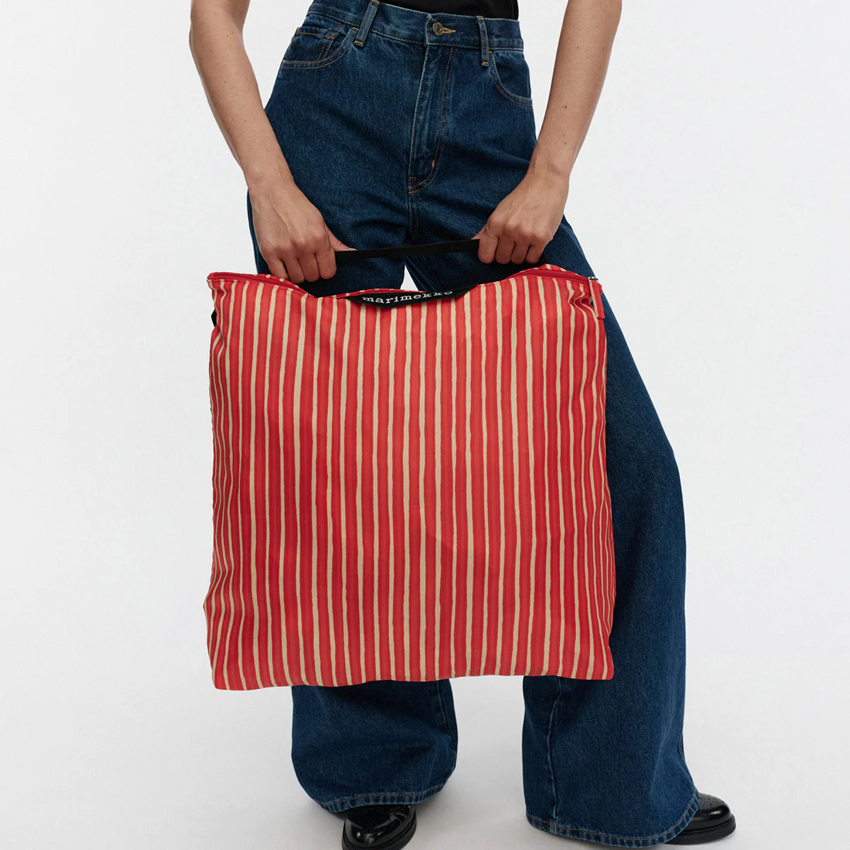 Marimekko Piccolo Red / Beige Large Neat Crossbody Shoulder Bag - Image 2