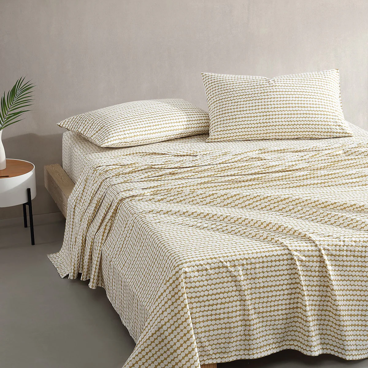 Marimekko Pikku Rasymatto Beige / White King Sheet Set - Image 4