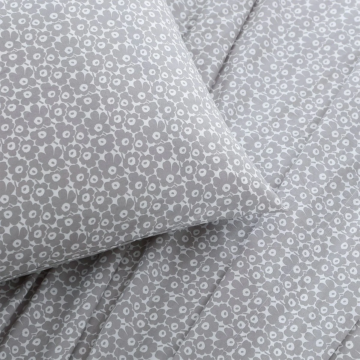 Marimekko Pikkuinen Unikko Grey Full Sheet Set - Image 4