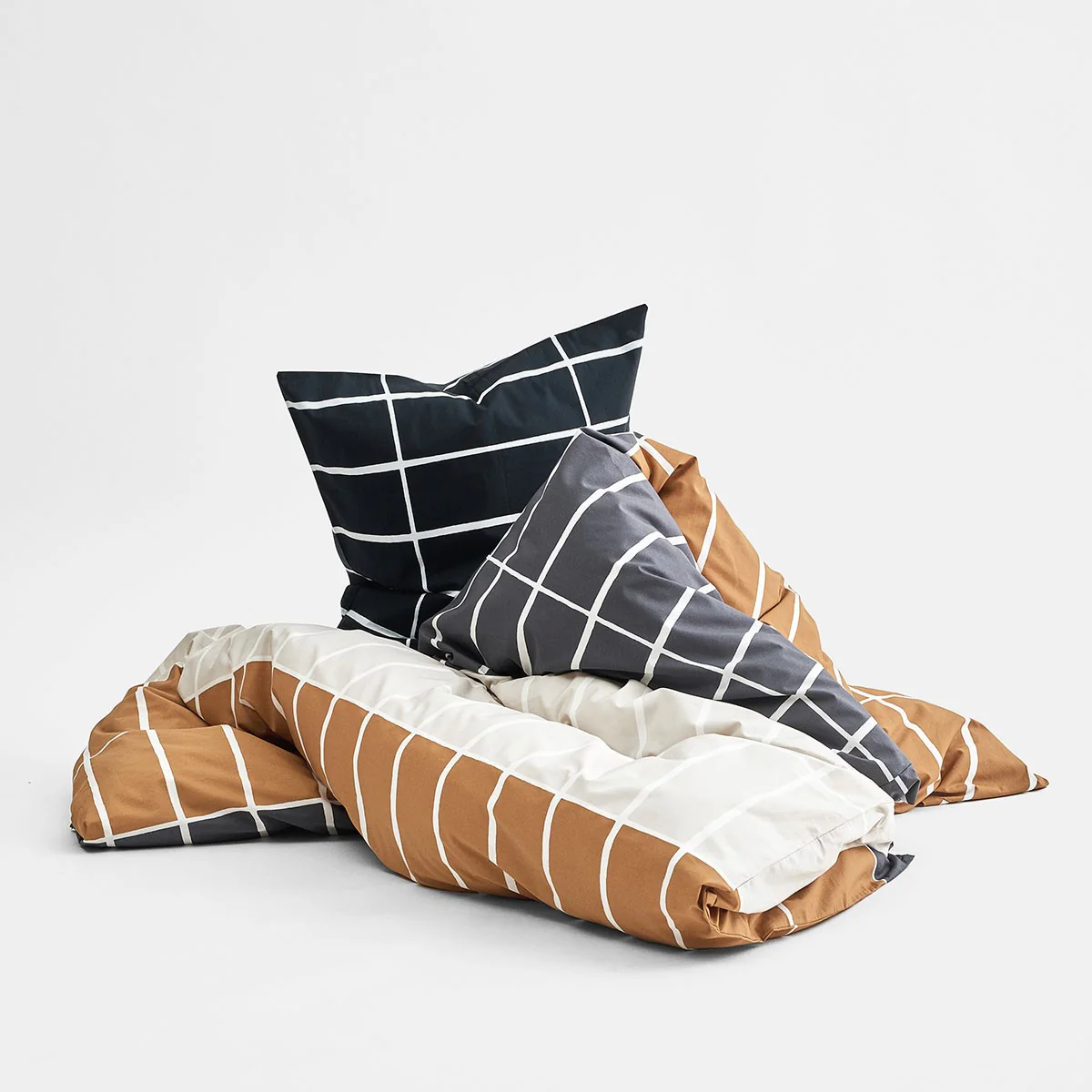 Marimekko Tiiliskivi Black / White Large Throw Pillow - Image 5