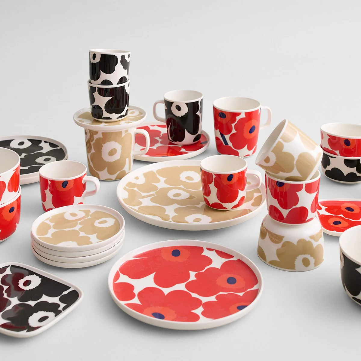 Marimekko Unikko White / Beige Dessert Bowl - Image 4