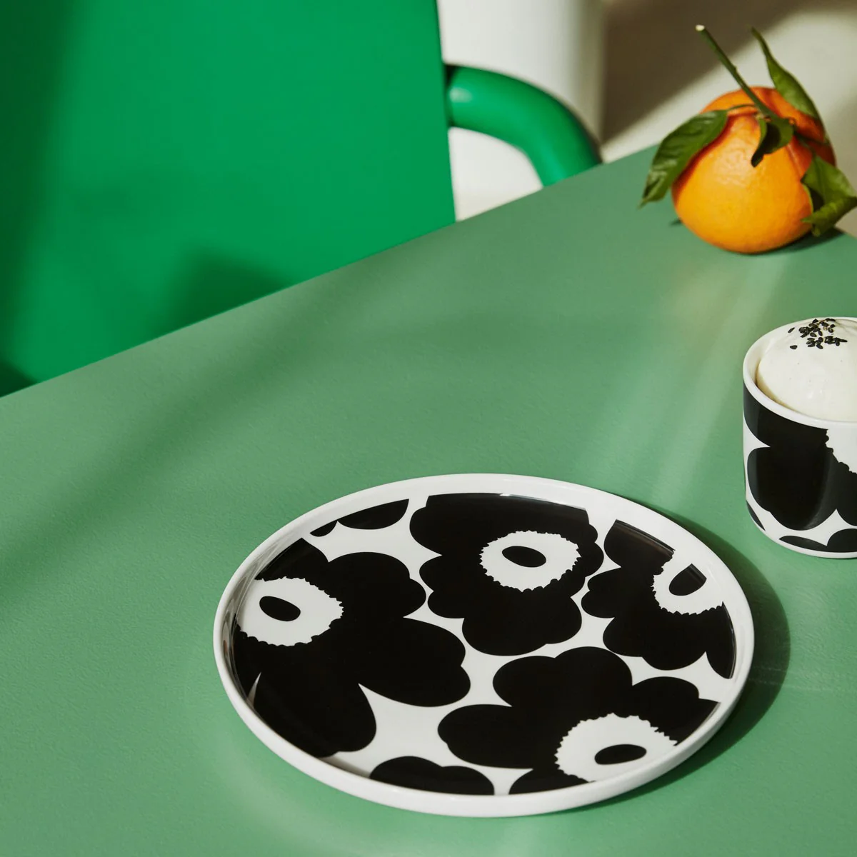Marimekko Unikko White / Black Salad Plate - Image 2