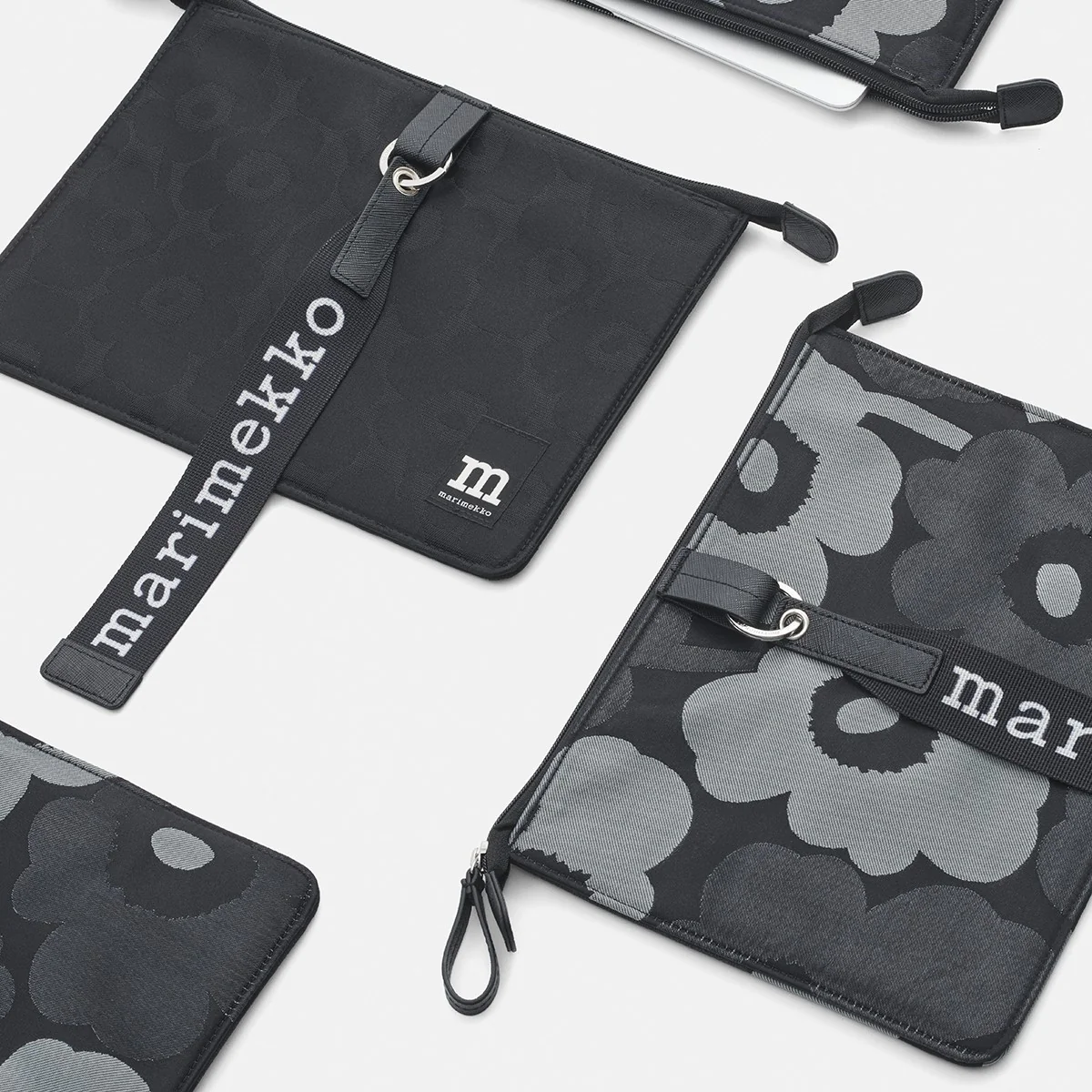Marimekko Unikko Black / Grey 11" Tablet Sleeve - Image 4