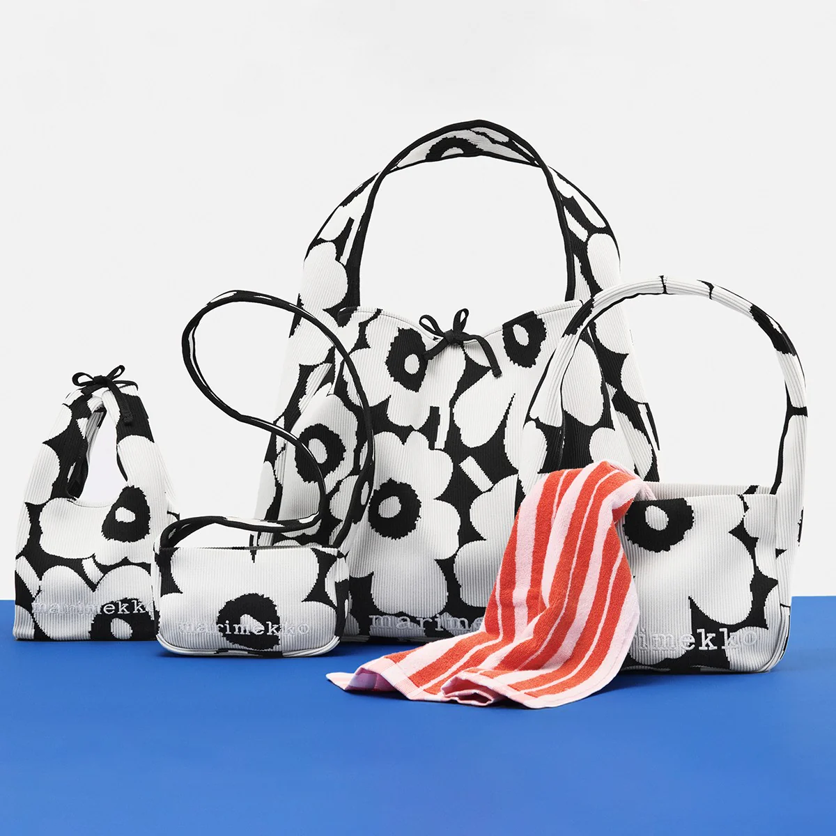 Marimekko Unikko Black / White Mini Knitted Shoulder Bag - Image 3