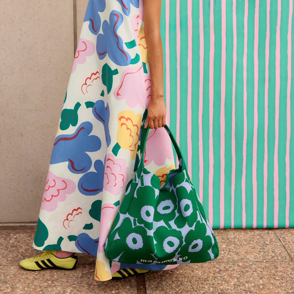 Marimekko Unikko Green / Light Blue Large Knitted Shoulder Bag - Image 5