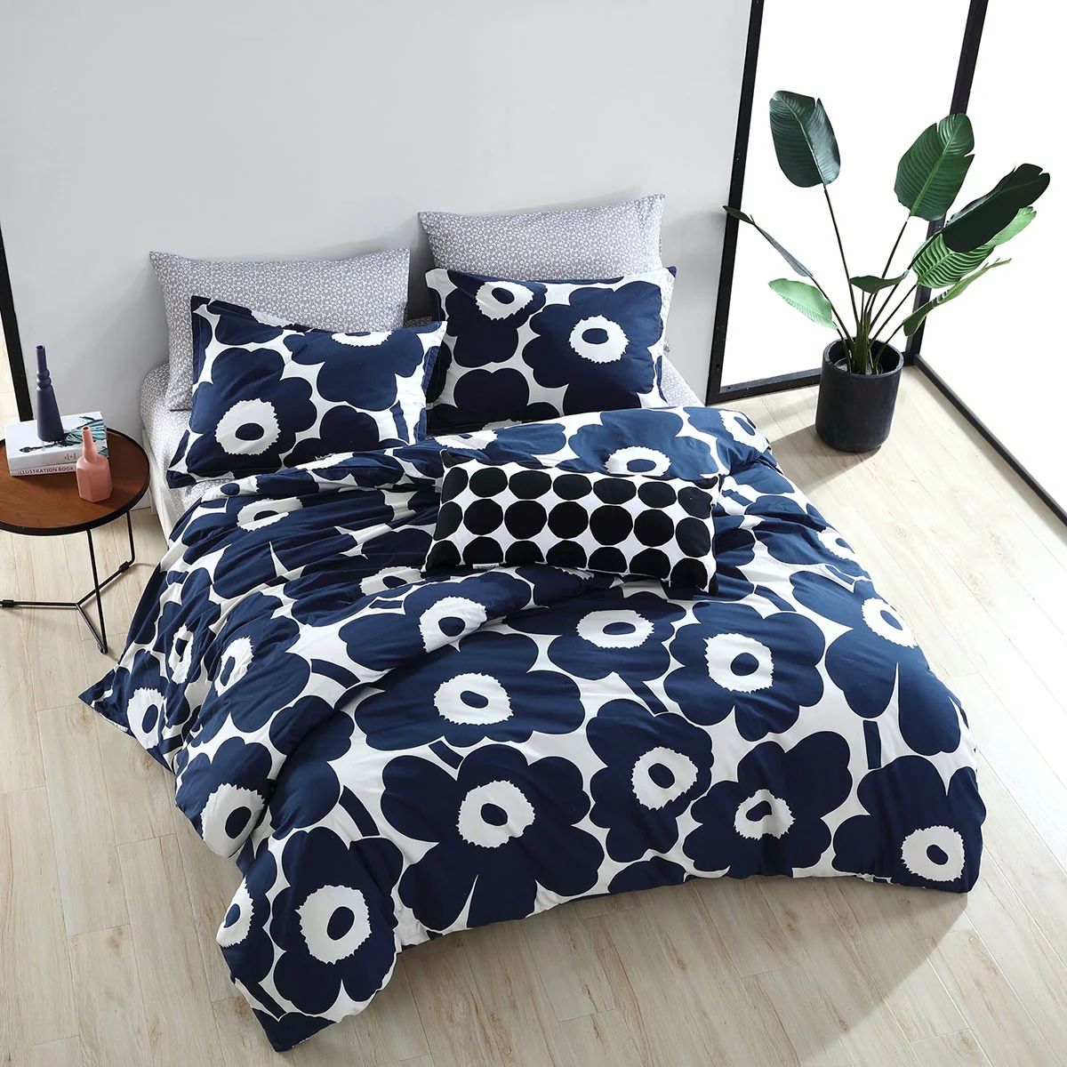 Marimekko Unikko Indigo King Duvet Cover Set - Image 2