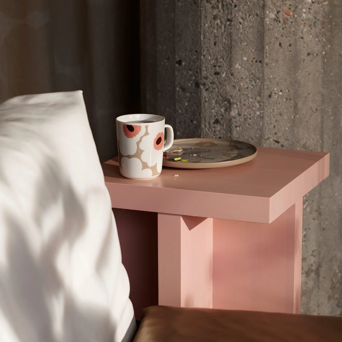 Marimekko Unikko Pink / Brown / Tan Mug - Image 4