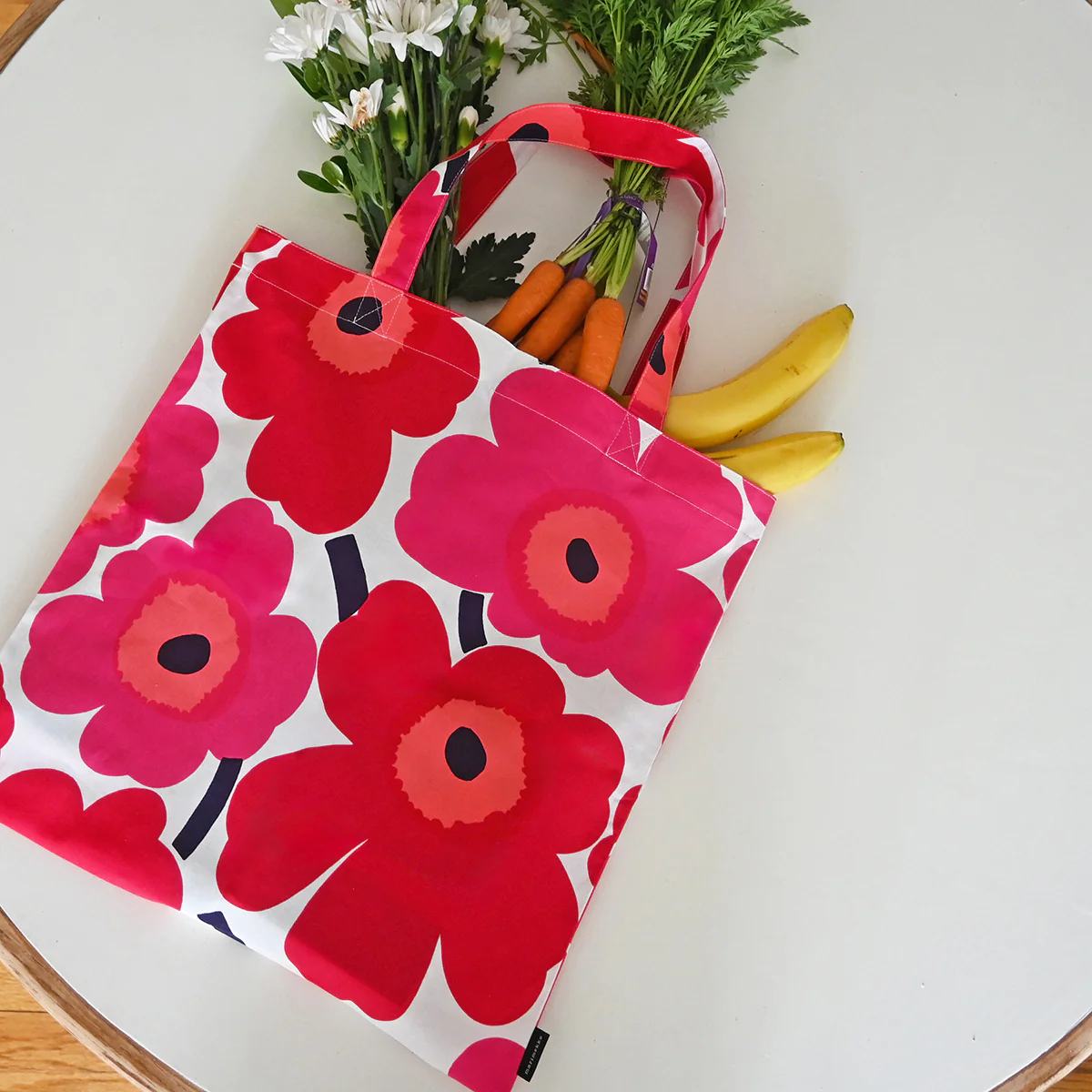 Marimekko Unikko Red Tote Bag - Image 3
