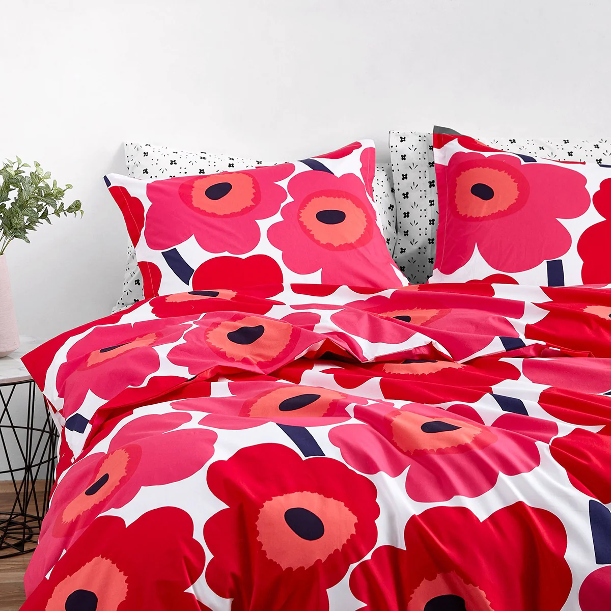 Marimekko Unikko Red King Duvet Cover Set - Image 2