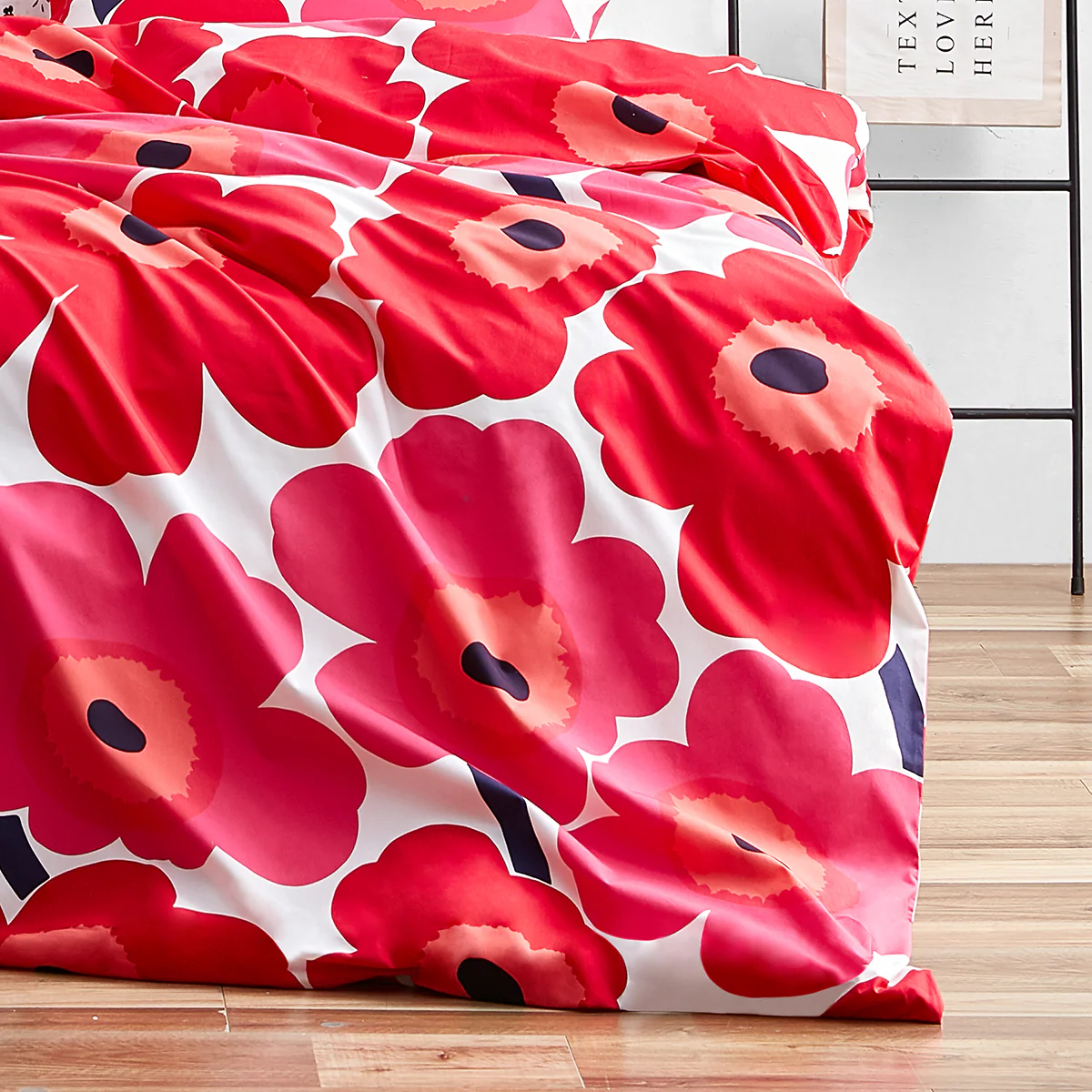 Marimekko Unikko Red King Duvet Cover Set - Image 4