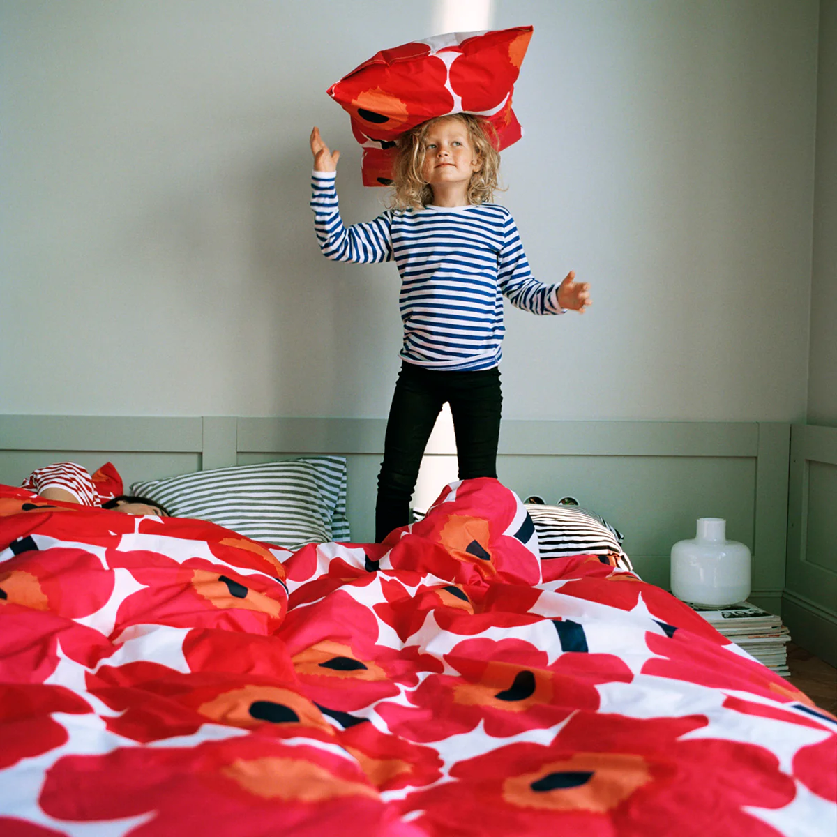 Marimekko Unikko Red King Duvet Cover Set - Image 7