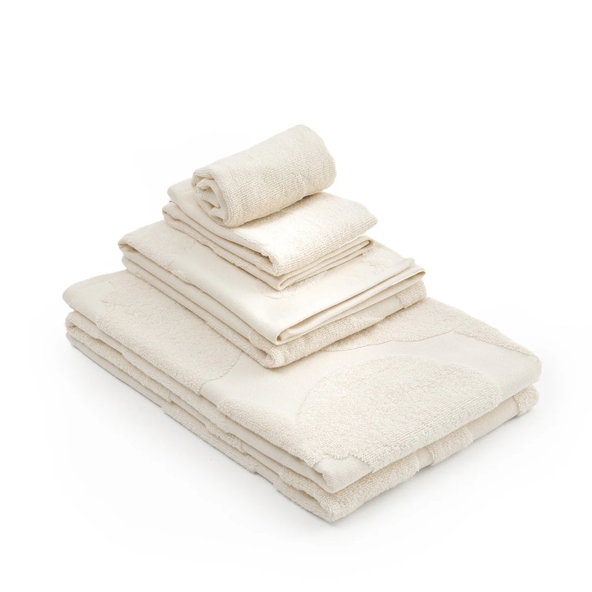 Marimekko Unikko Ivory Hand Towel - Image 3