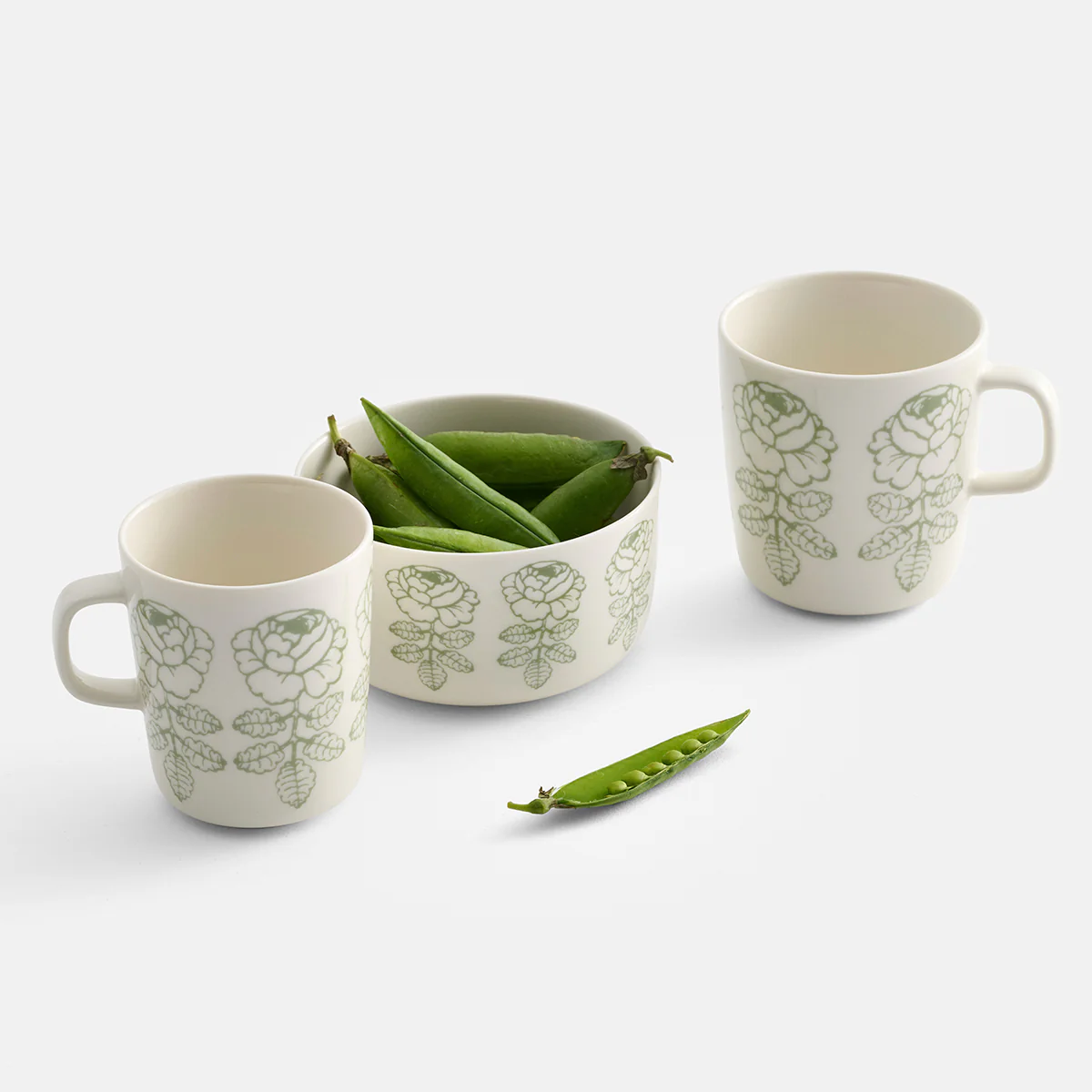 Marimekko Vihkiruusu Sage / White Soup / Cereal Bowl - Image 2