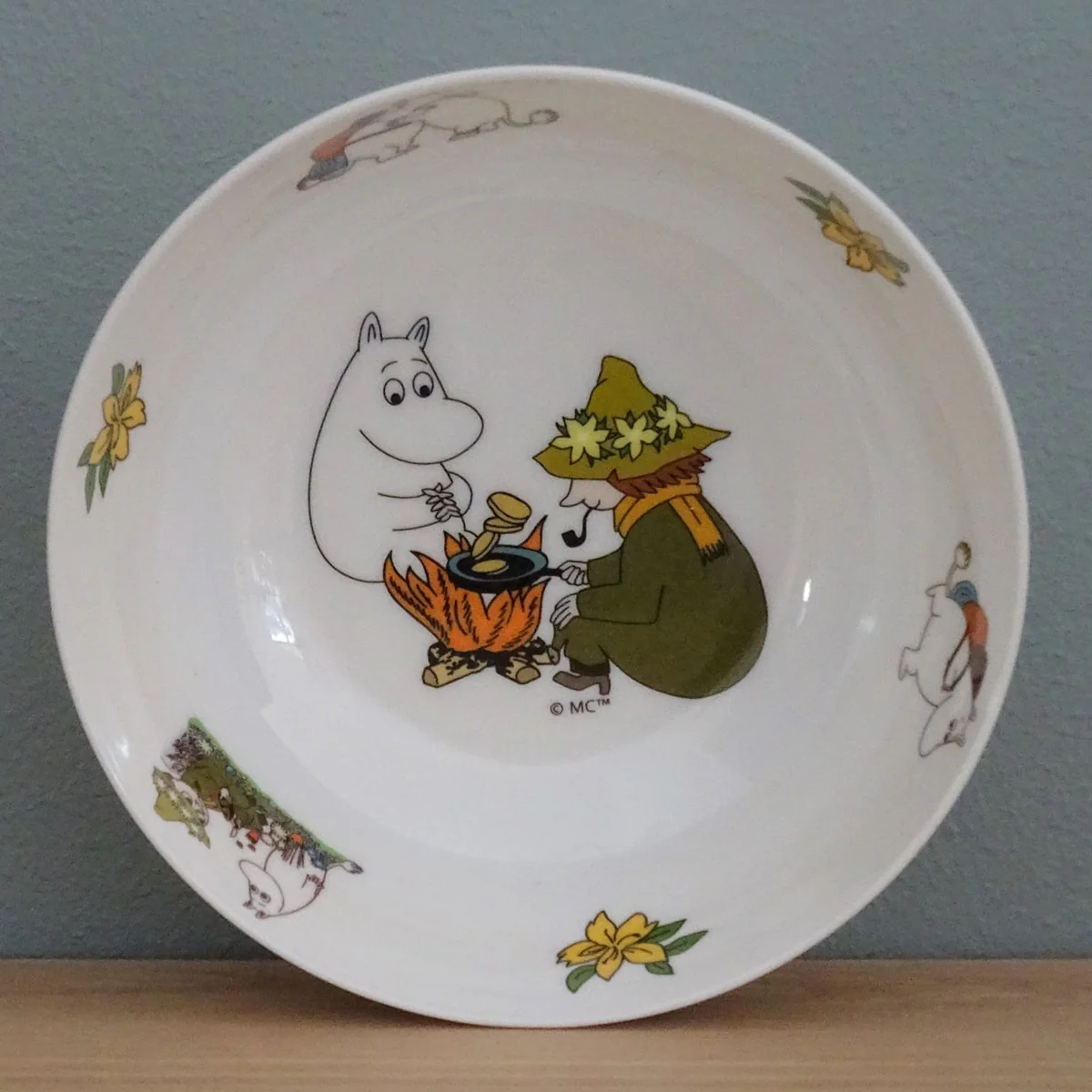 Moomin Snufkin Camping Children's Bowl - Image 2