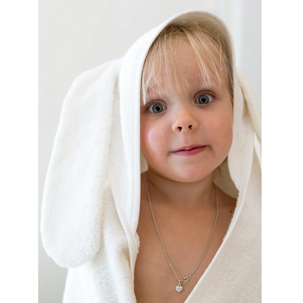 Pentik Halipupu White Hooded Terry Towel - Image 2