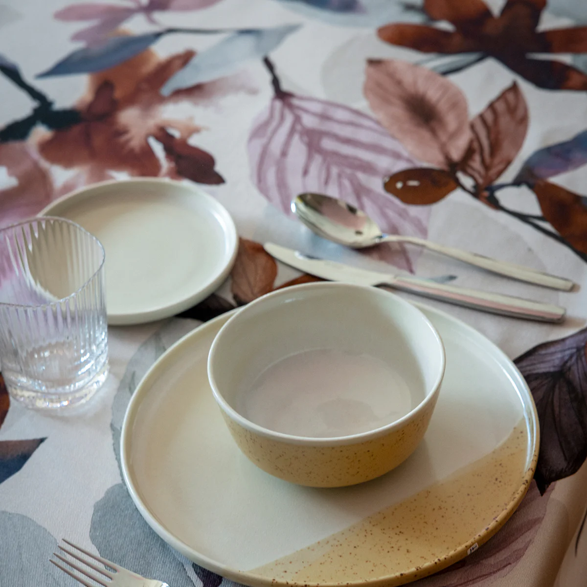 Pentik Kastanja Brown Coated Table Runner - Image 3