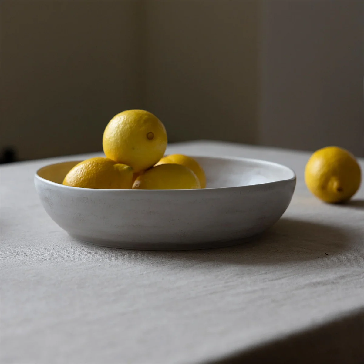 Pentik Kivi Beige Serving Bowl - Image 2