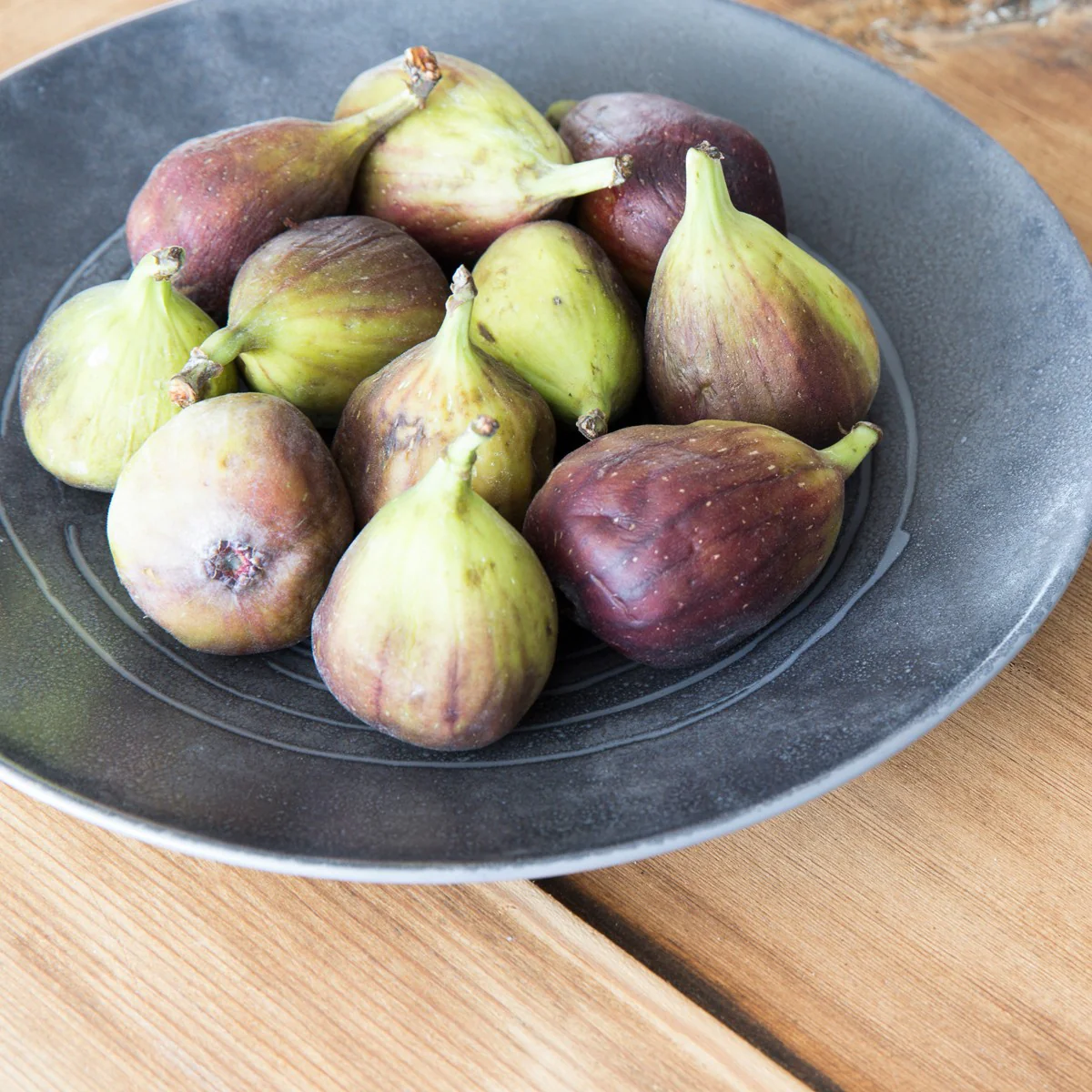 Pentik Kivi Serving Plate - Image 3