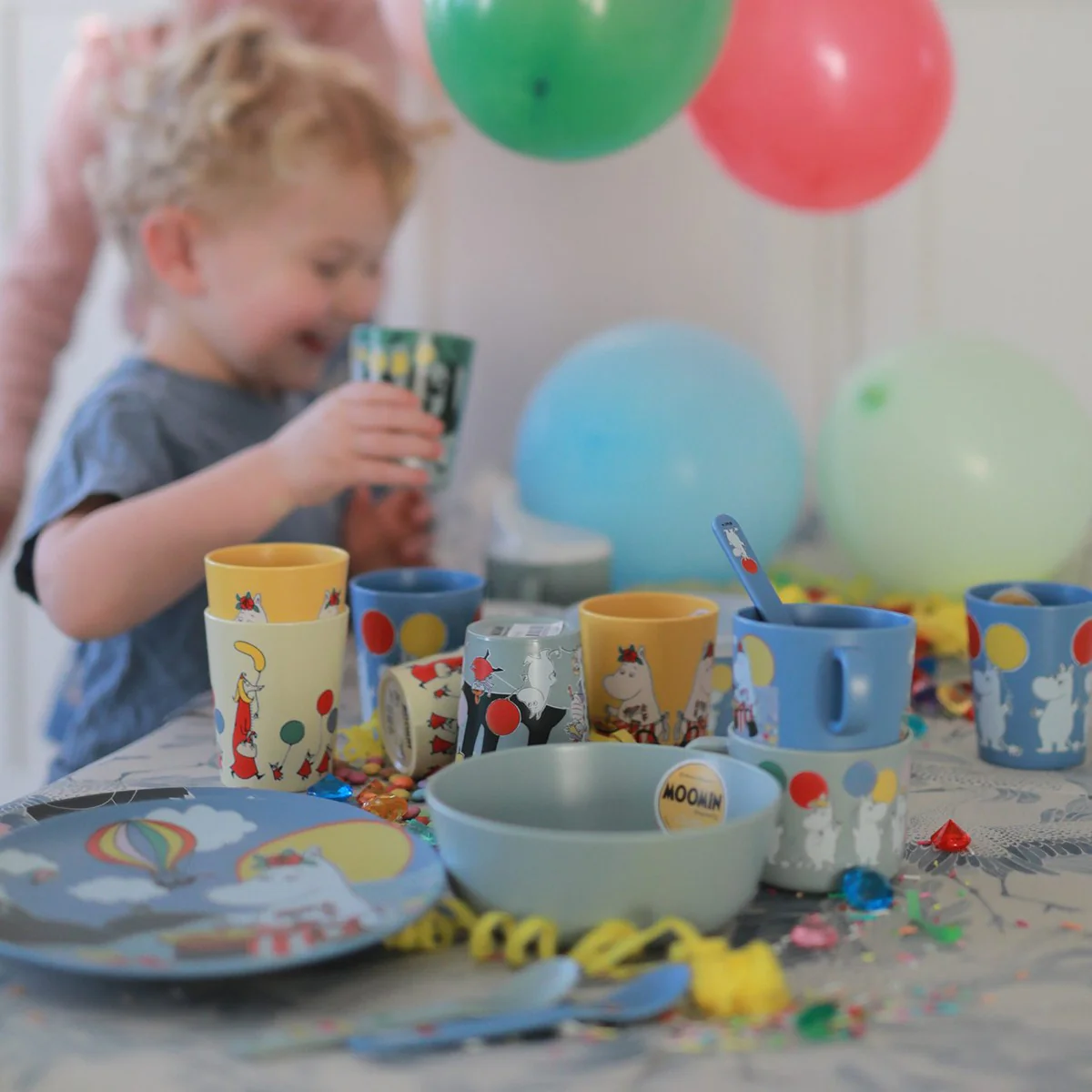 Moomin Festivities Grey Children's Mug - Image 4