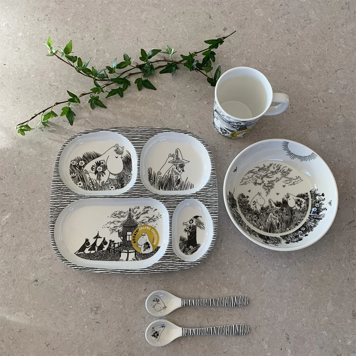 Moomin Graphic Black / White Children's Mug - Image 3