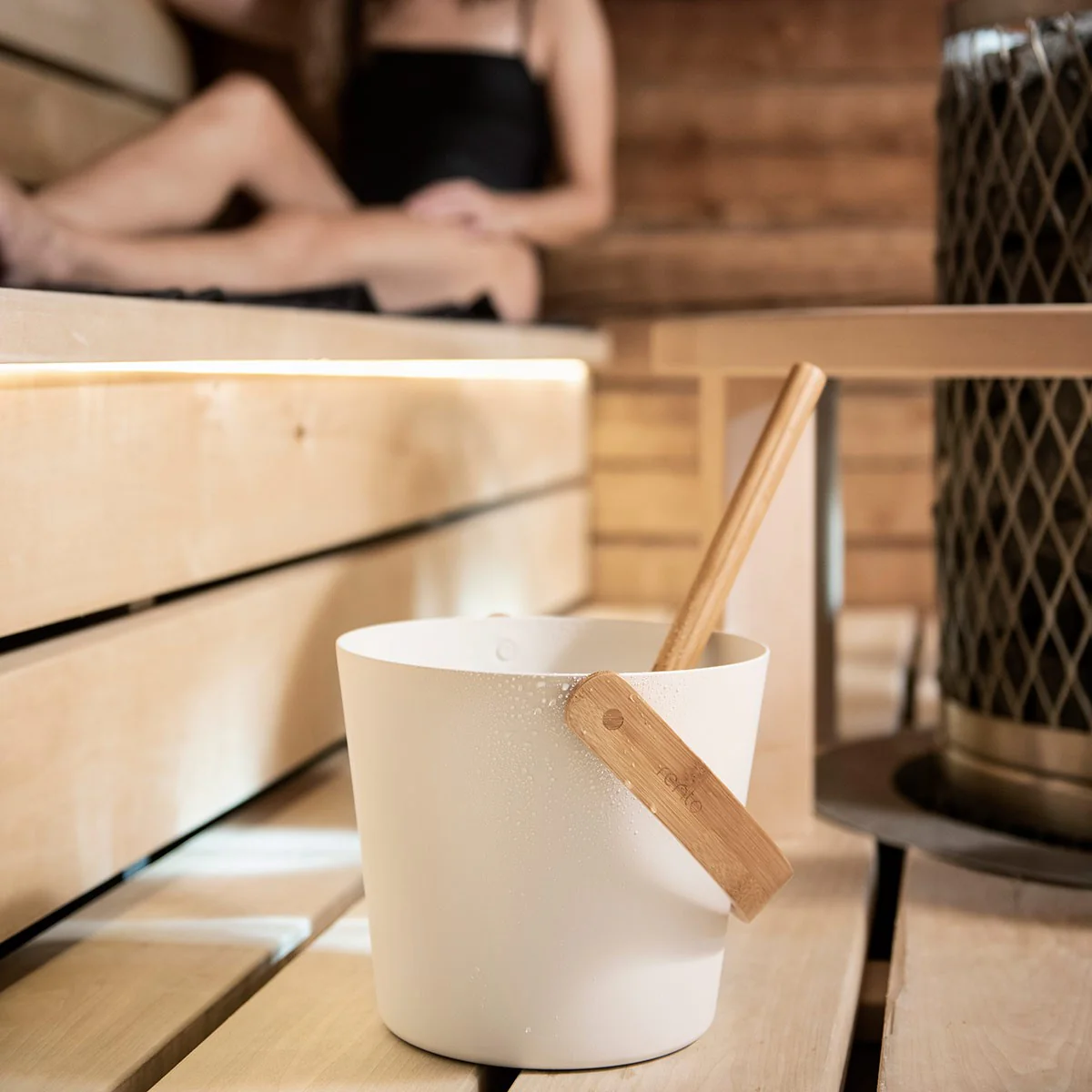 Rento Aluminum / Bamboo White Sauna Pail - Image 4