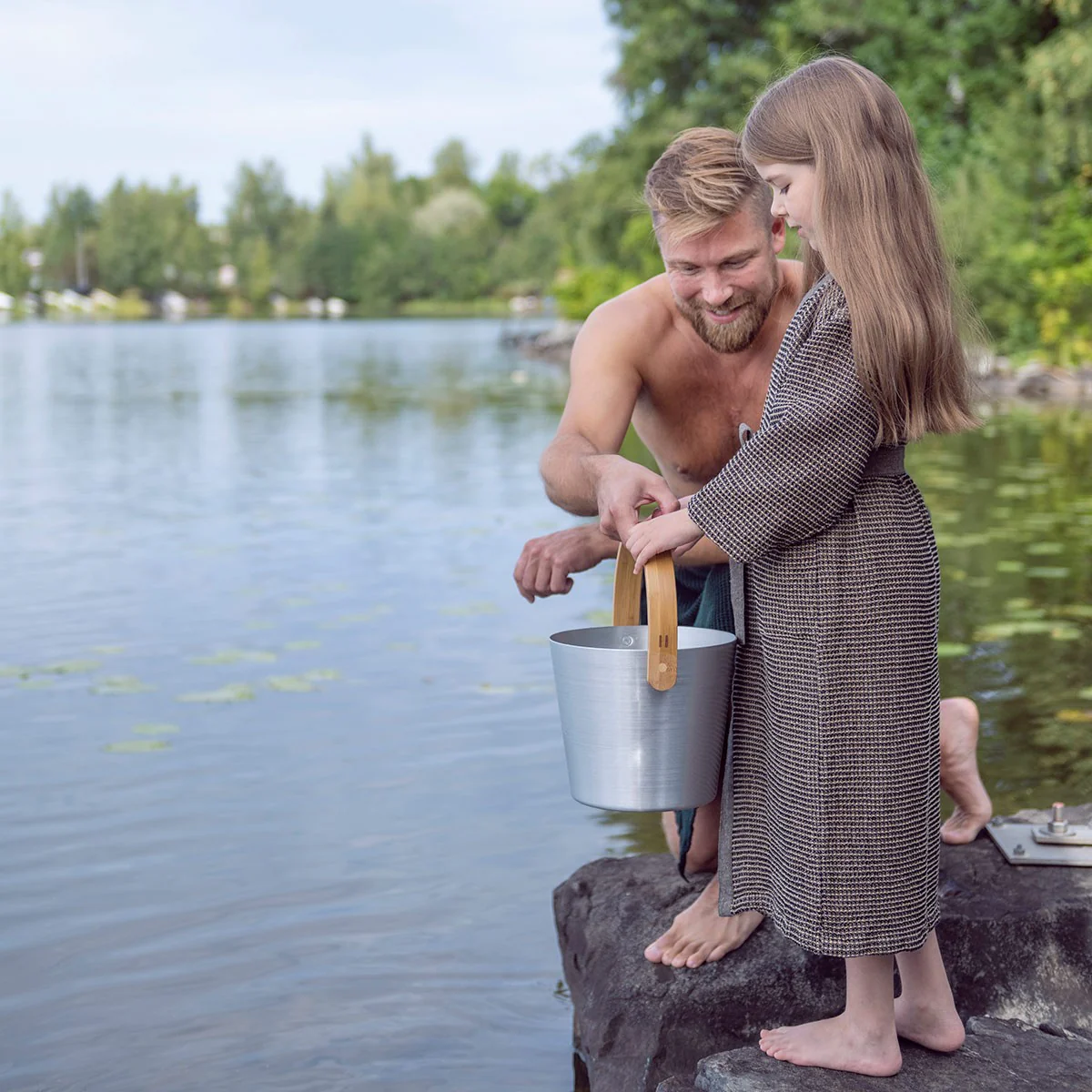 Rento Aluminum / Bamboo Silver Sauna Pail - Image 4