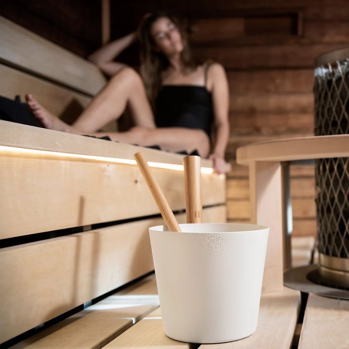 Rento Aluminum / Bamboo White Sauna Bucket & Ladle Set - Image 4