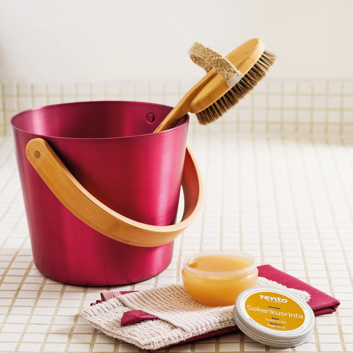 Rento Natural Bamboo Bath Brush - Image 4