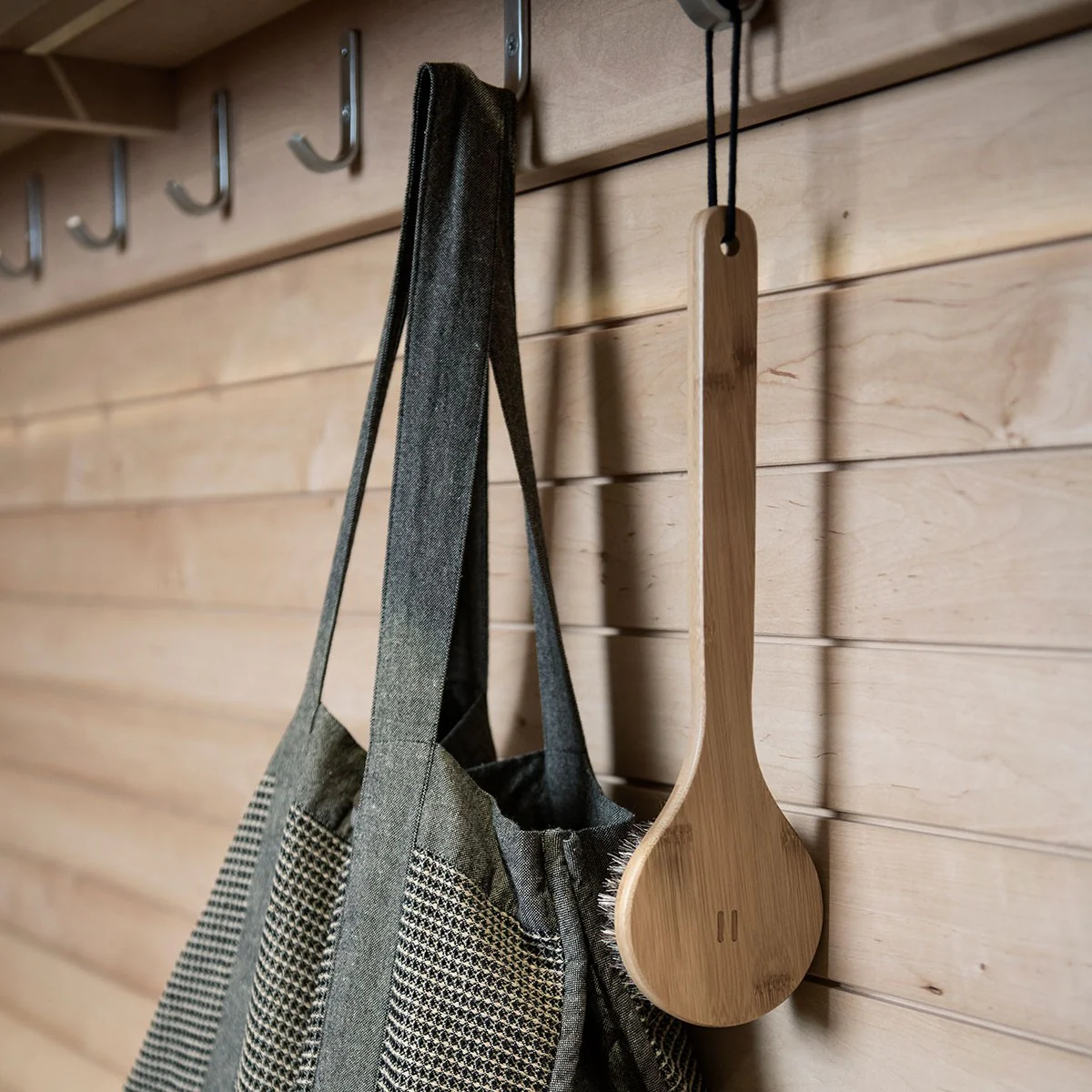 Rento Natural Bamboo Wash Brush - Image 5
