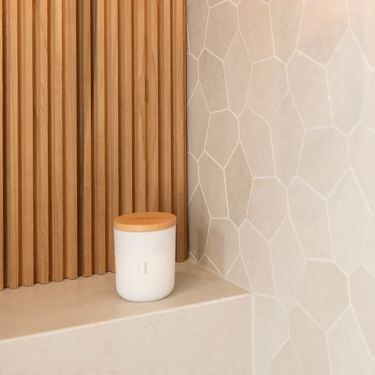 Rento Birch Scented Candle - Image 5