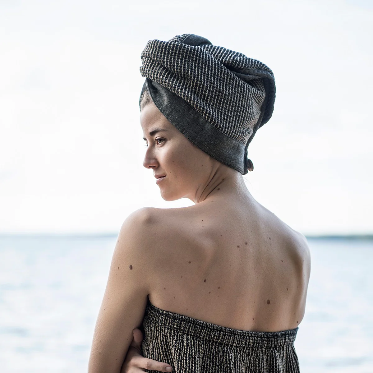 Rento Kenno Brown / Black Hair Towel - Image 5