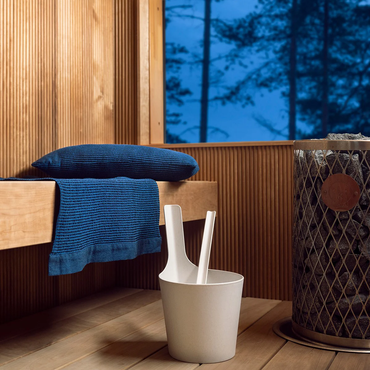 Rento Pisara Speckled Ivory Sauna Bucket & Ladle Gift Set - Image 2