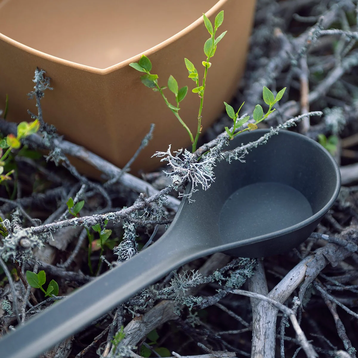 Rento Pisara Speckled Dark Grey Sauna Basin & Ladle Set - Image 3