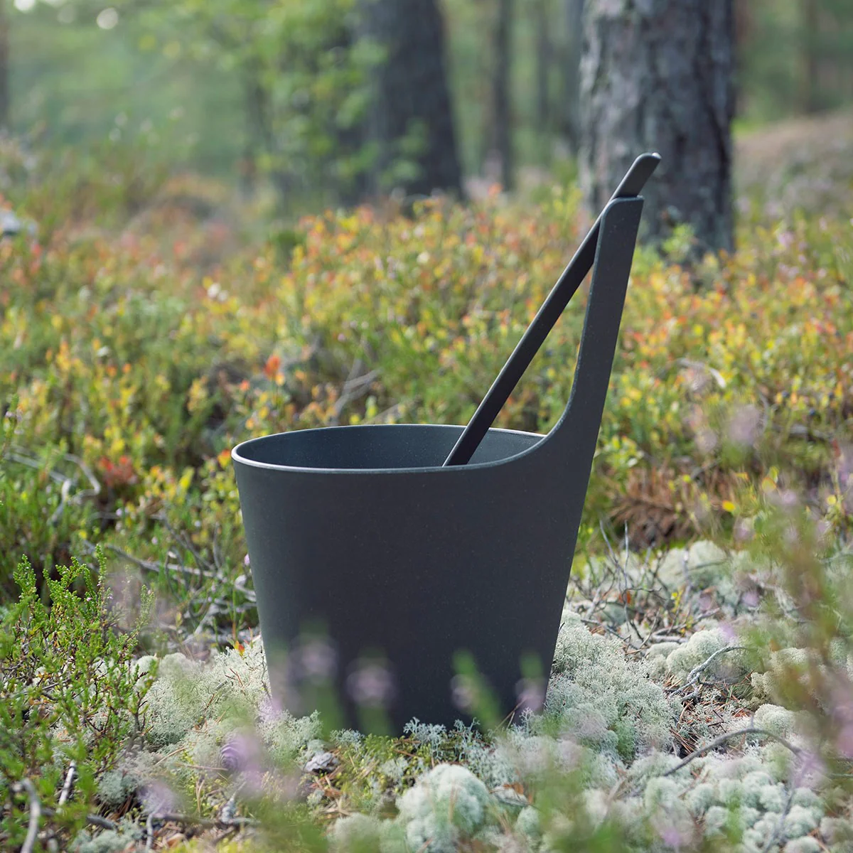 Rento Pisara Speckled Dark Grey Sauna Bucket & Ladle Set - Image 2