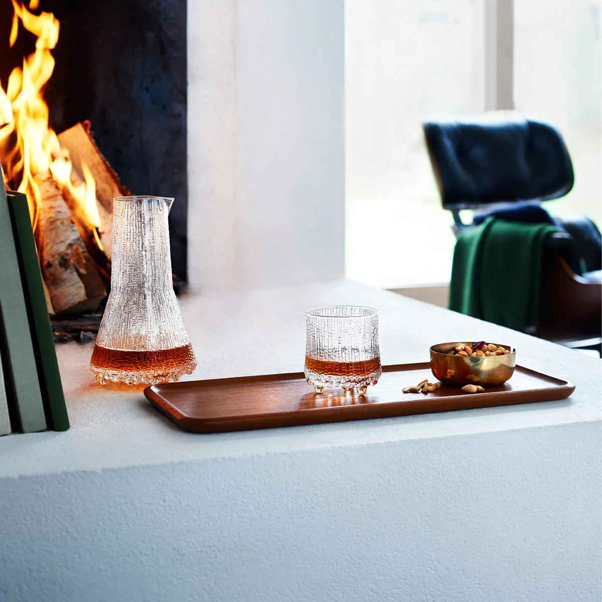 iittala Ultima Thule Footed On The Rocks - Set of 2 - Image 2