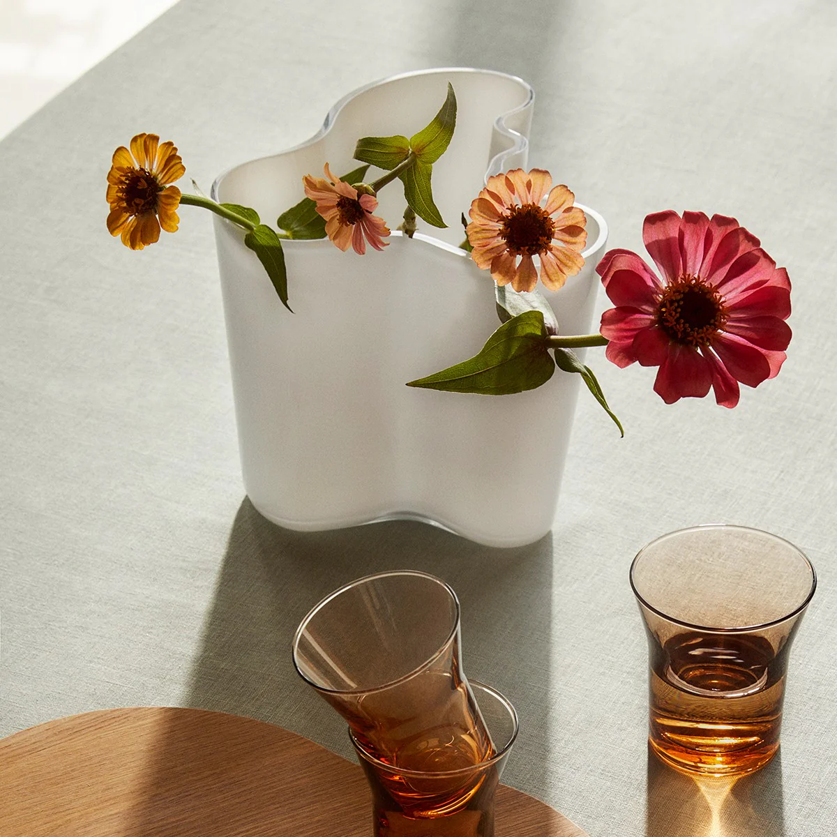 iittala Aalto White Vase - 6-1/4" - Image 4