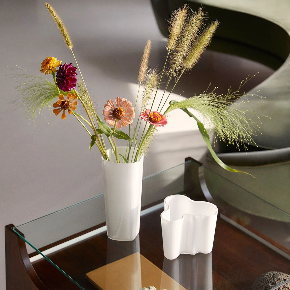 iittala Aalto White Vase - 4-3/4" - Image 3